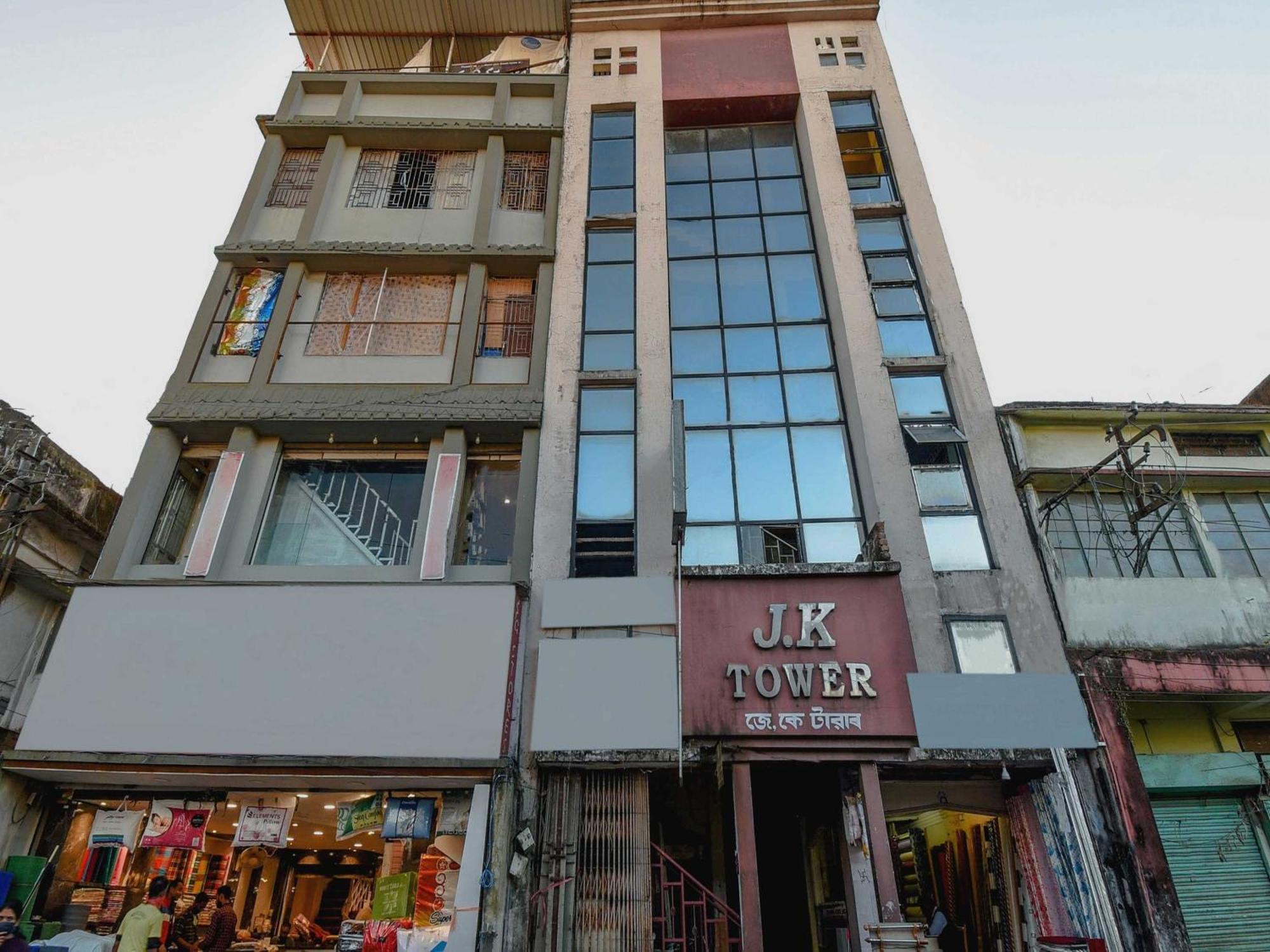 Oyo Flagship 71156 Hotel Jaybee'S Dibrugarh Exterior foto